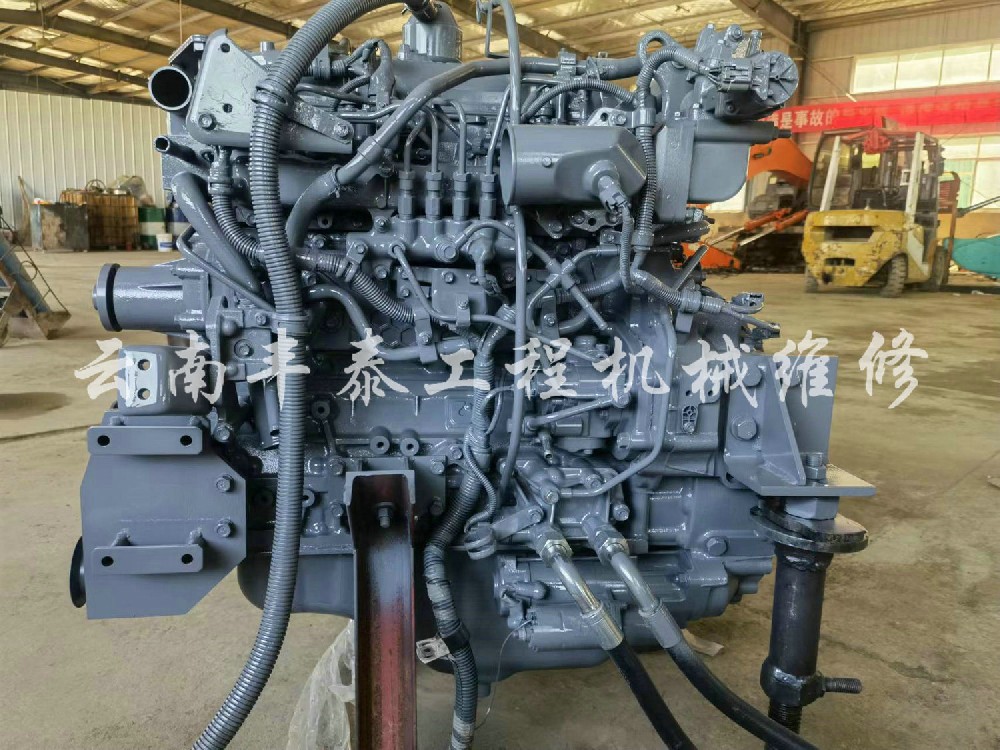 挖掘機發動機維修